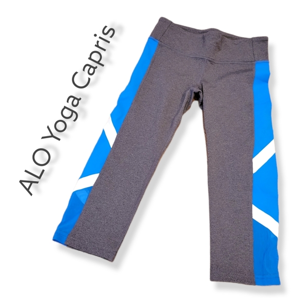 ALO Yoga Pants - NWOT Alo Yoga Capris